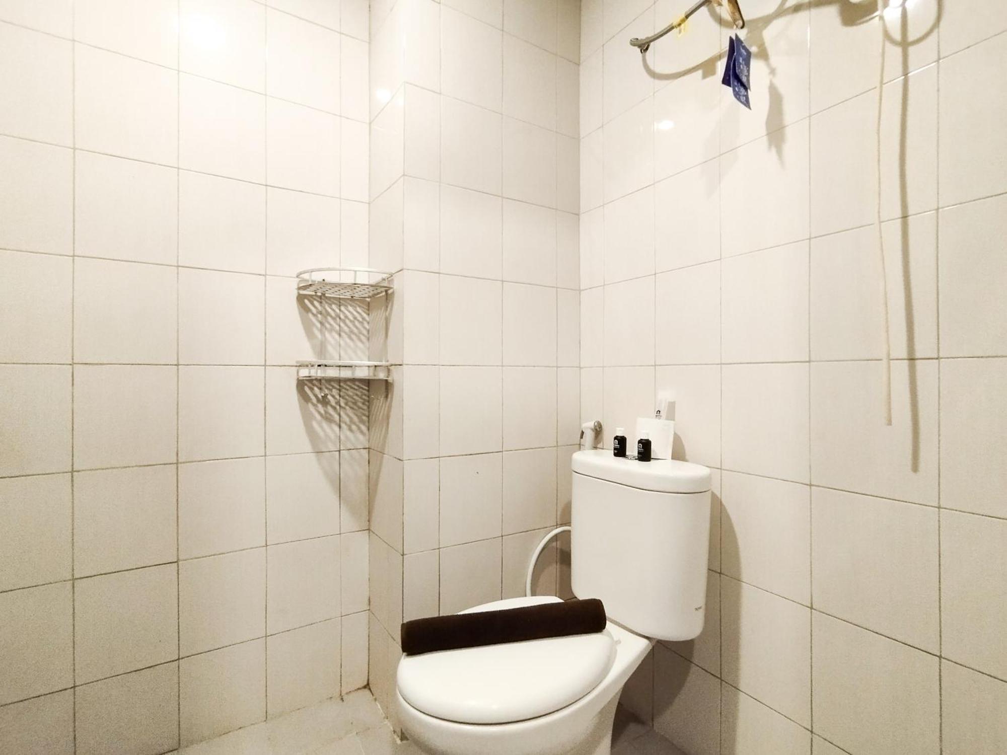 2br At Mekarwangi Square Cibaduyut By Travelio *